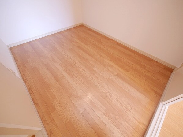 カーサヴェルディの物件内観写真